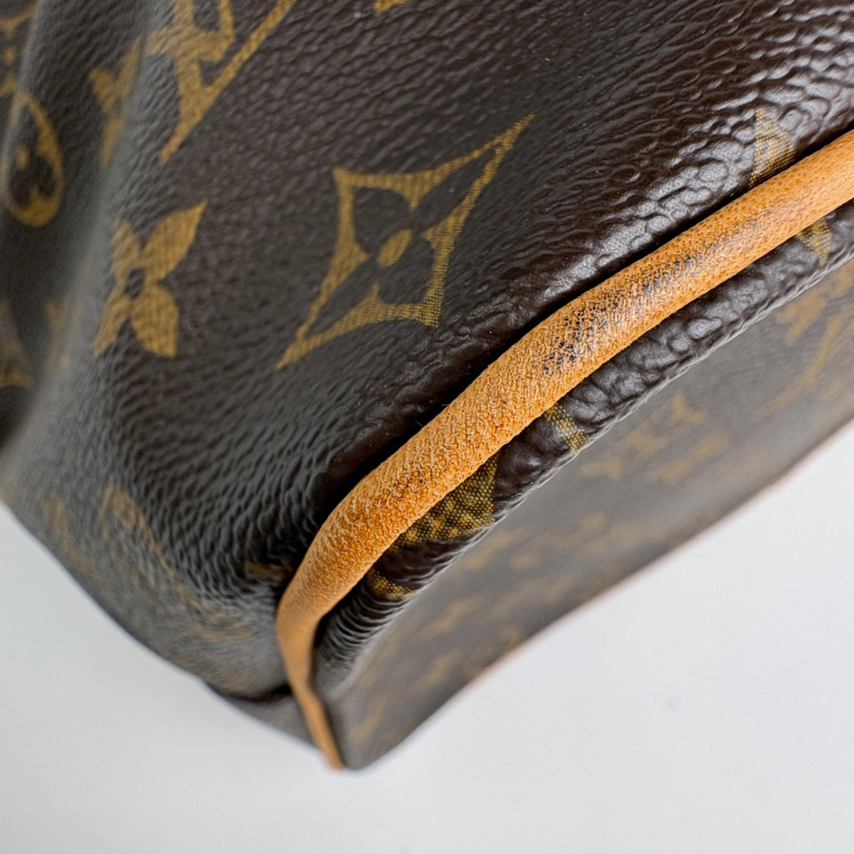 Louis Vuitton Brown Monogram Tote Bag (Pre-Owned)
