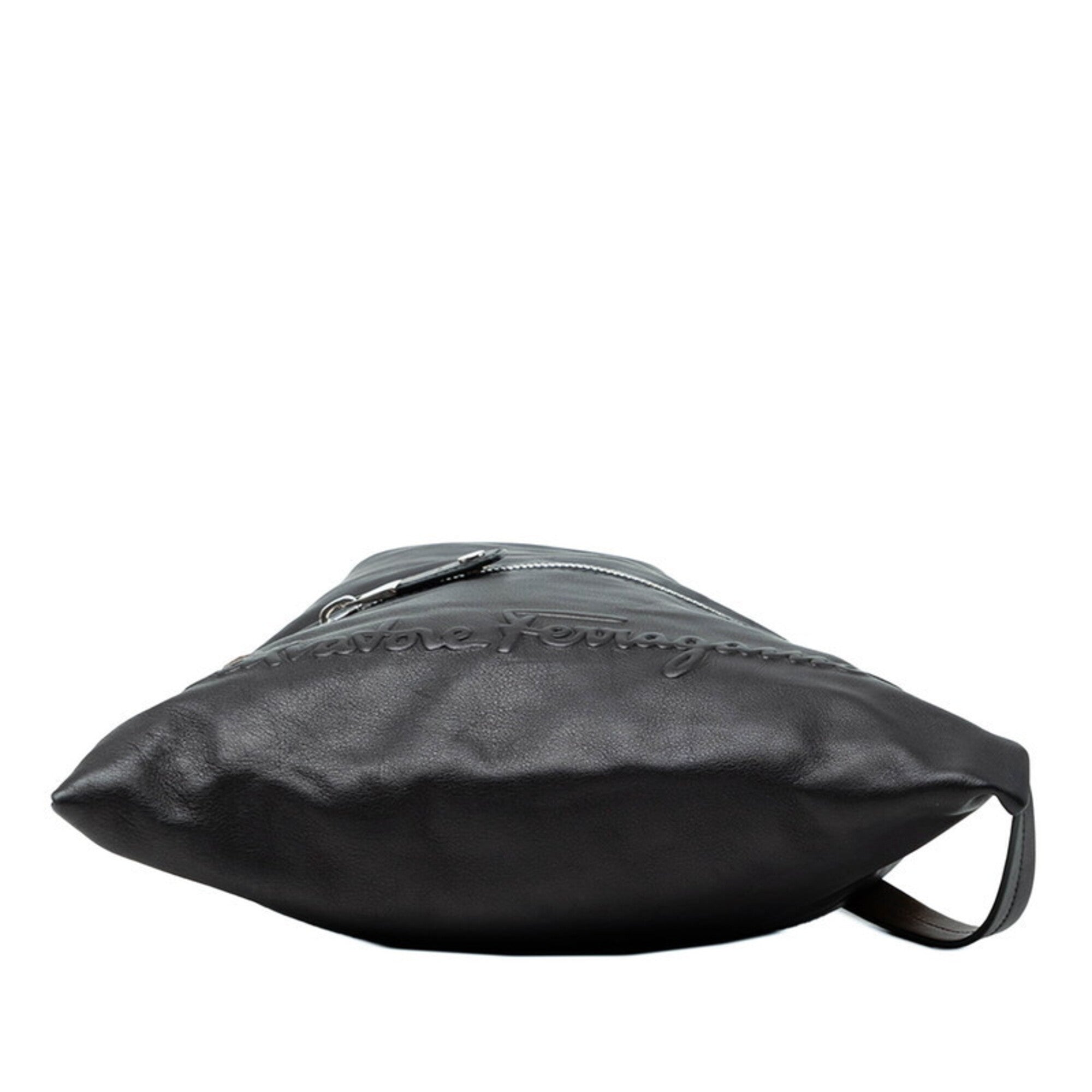 Salvatore Ferragamo Black Brown Leather Shoulder Bag (Pre-Owned)
