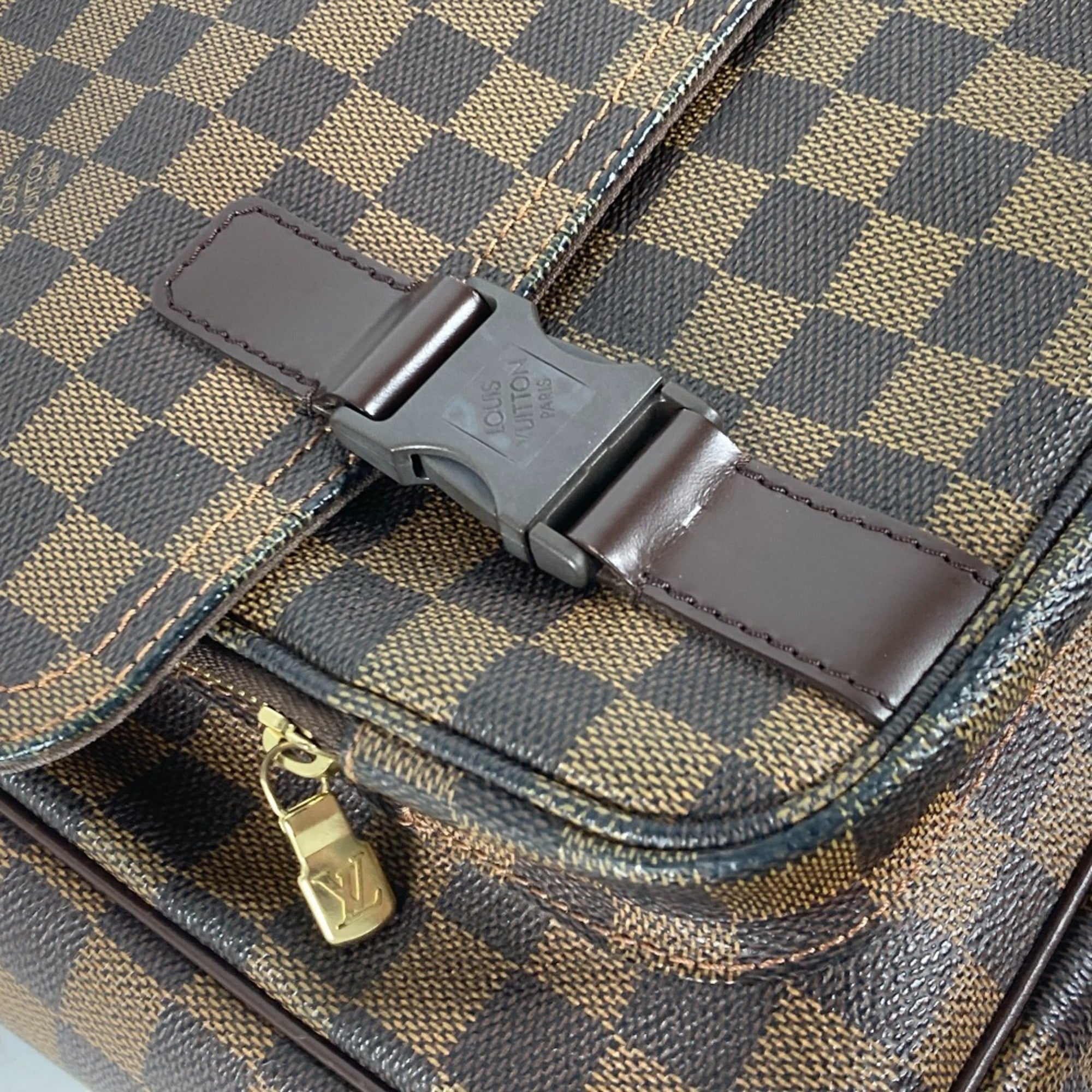 Louis Vuitton Brown Damier Canvas Messenger Bag Shoulder Bag (Pre-Owned)