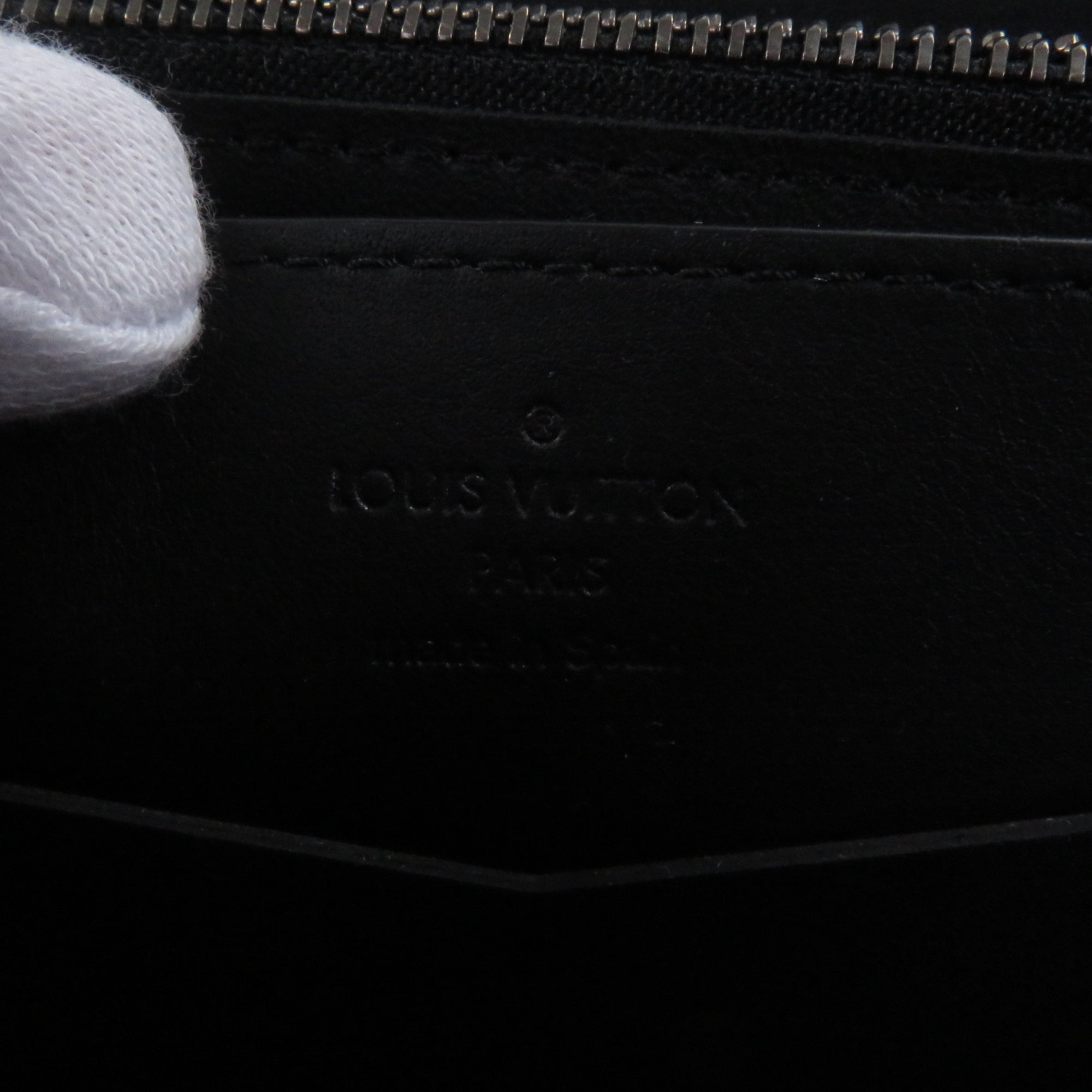 Louis Vuitton Damier Infini Black Leather Long Wallet (Bi-Fold) (Pre-Owned)