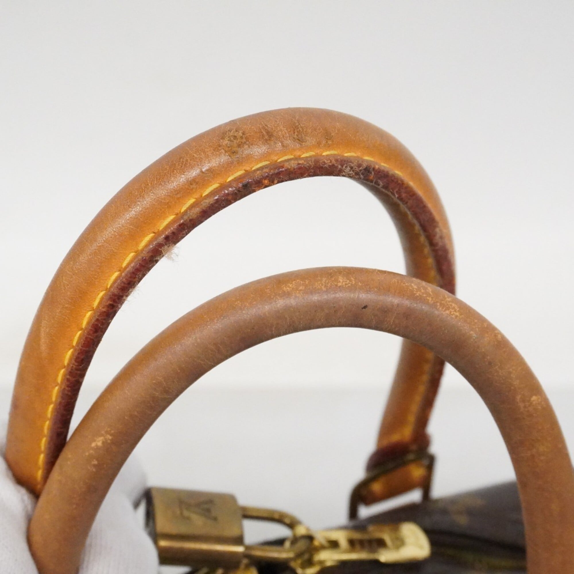 Louis Vuitton Brown Handbag (Pre-Owned)