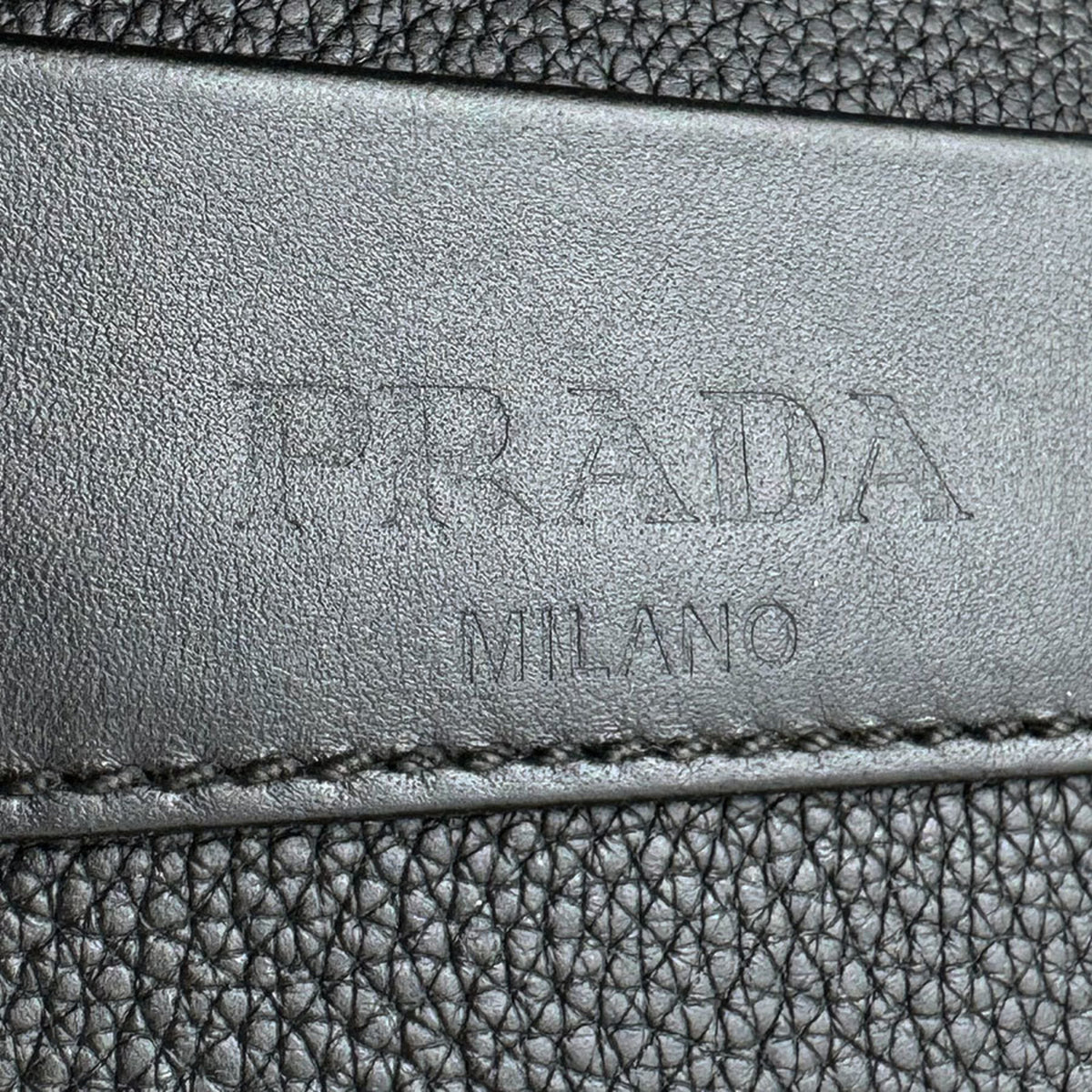 Prada Black Leather Shoulder Bag (Pre-Owned)