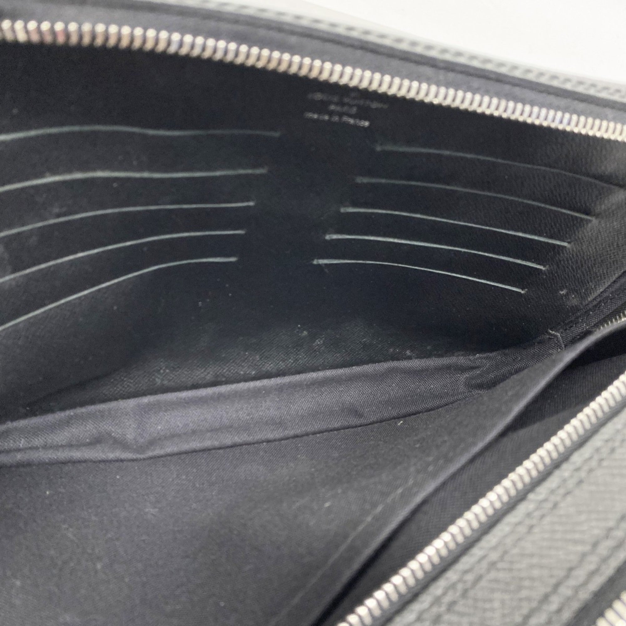 Louis Vuitton Ardoise Clutch Bag (Pre-Owned)