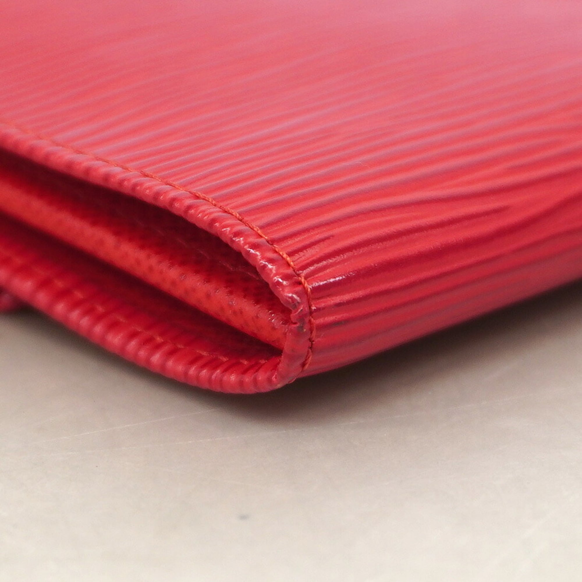 Louis Vuitton Castilian Red Long Wallet (Bi-Fold) (Pre-Owned)