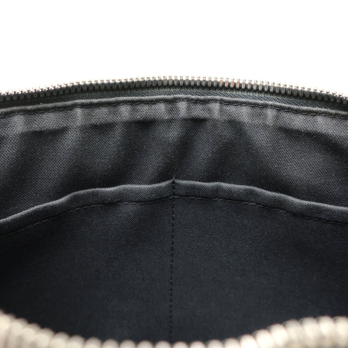 Louis Vuitton Black Damier Canvas Damier Graphite Damier Graphite Shoulder Bag (Pre-Owned)