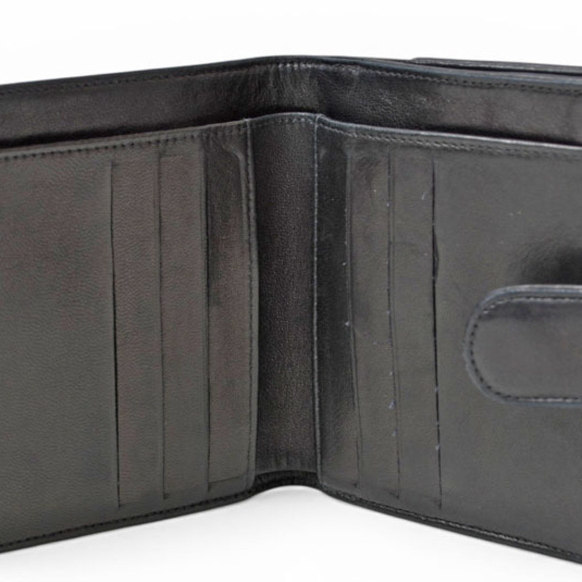 Chanel Black Leather Wallet (Bi-Fold) (Pre-Owned)
