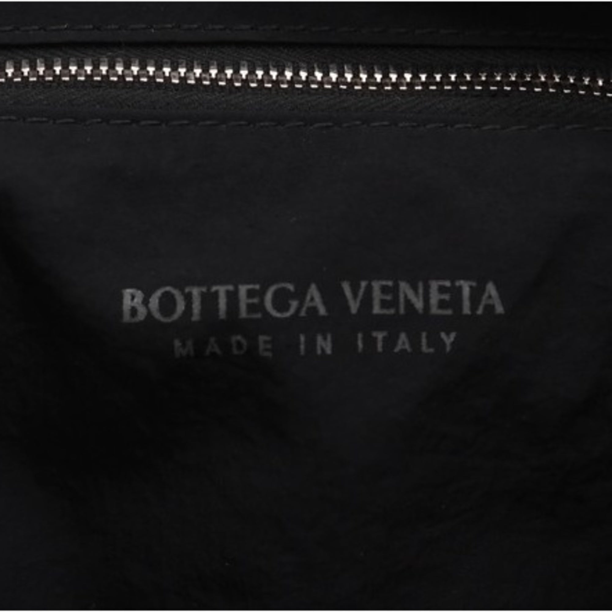 Bottega Veneta Black Nylon Shoulder Bag (Pre-Owned)