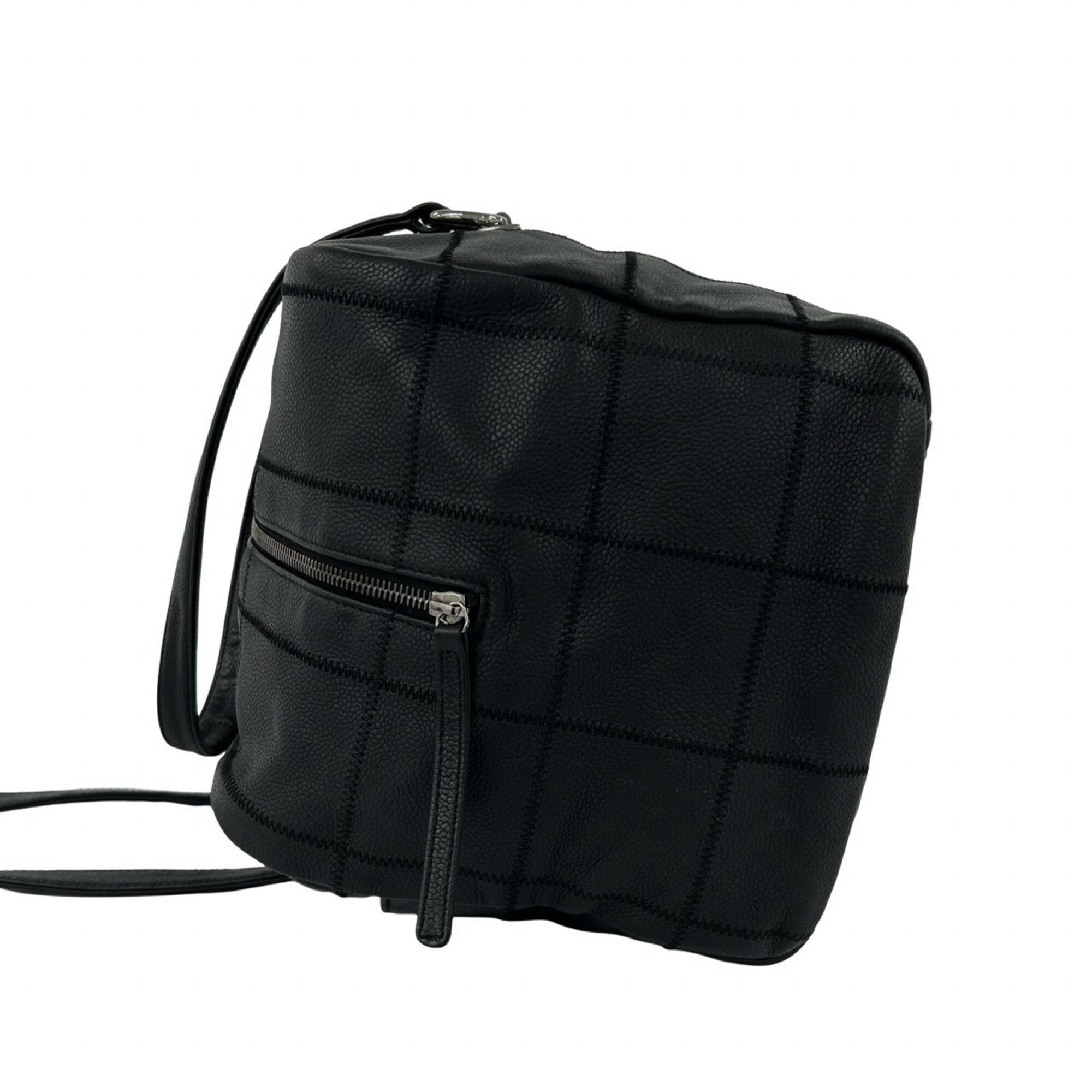 Chanel Black Grained Calfskin Tote Bag (Pre-Owned)