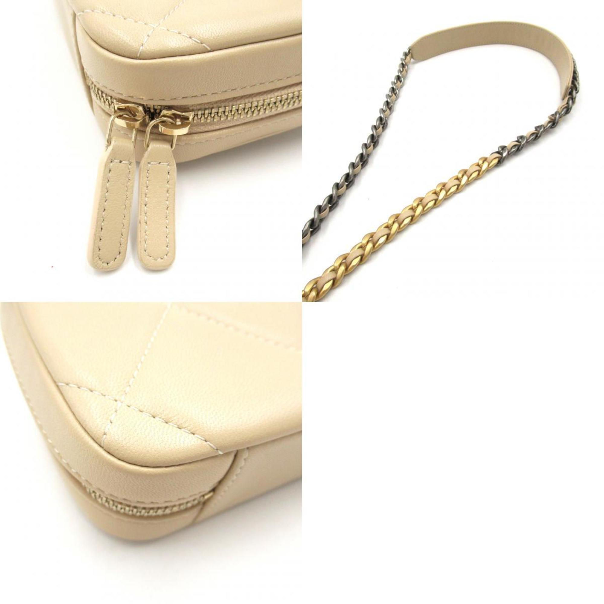 Chanel Beige Leather Shoulder Bag (Pre-Owned)