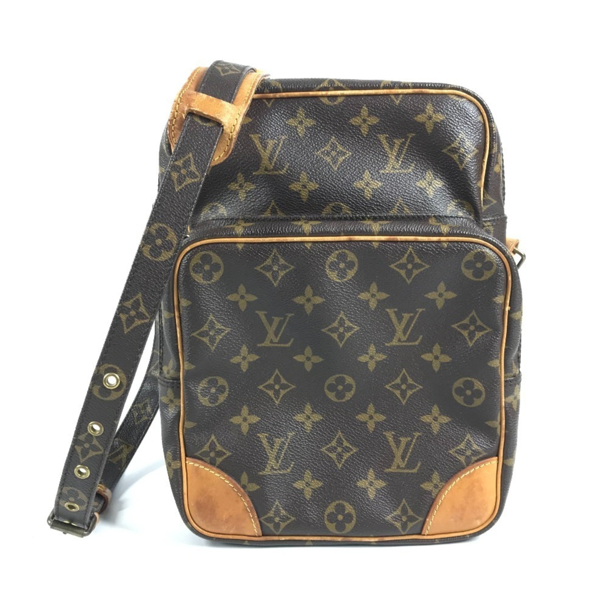 Louis Vuitton Brown Monogram Monogram Pochette Shoulder Bag (Pre-Owned)