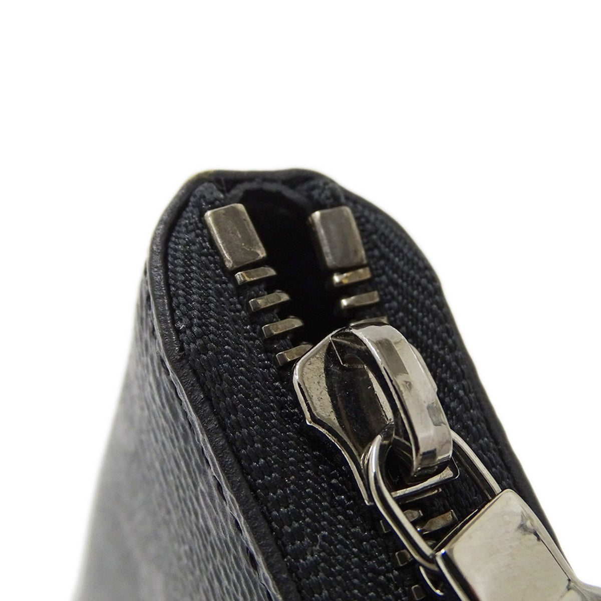 Louis Vuitton Black Monogram Eclipse Long Wallet (Bi-Fold) (Pre-Owned)