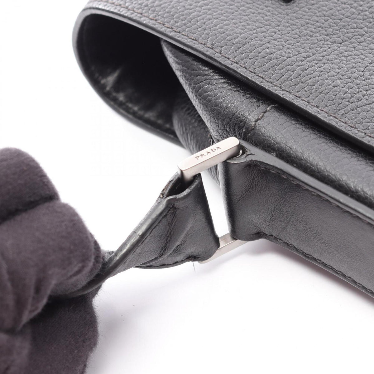 Prada Black Leather Handbag Shoulder Bag (Pre-Owned)