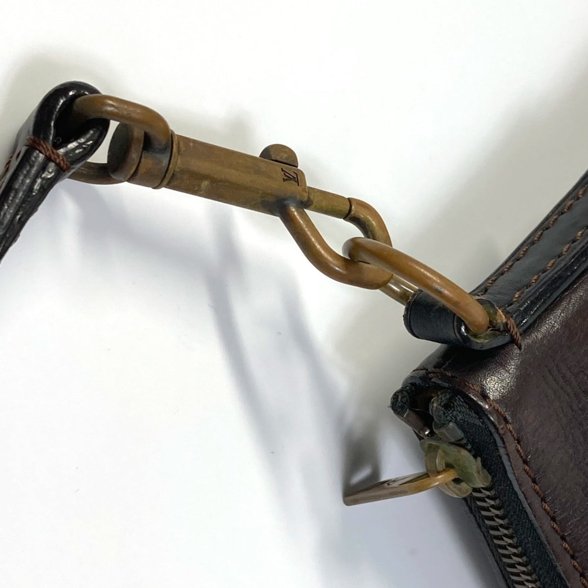 Louis Vuitton Brown Coffee Utah Leather Pochette Shoulder Bag (Pre-Owned)