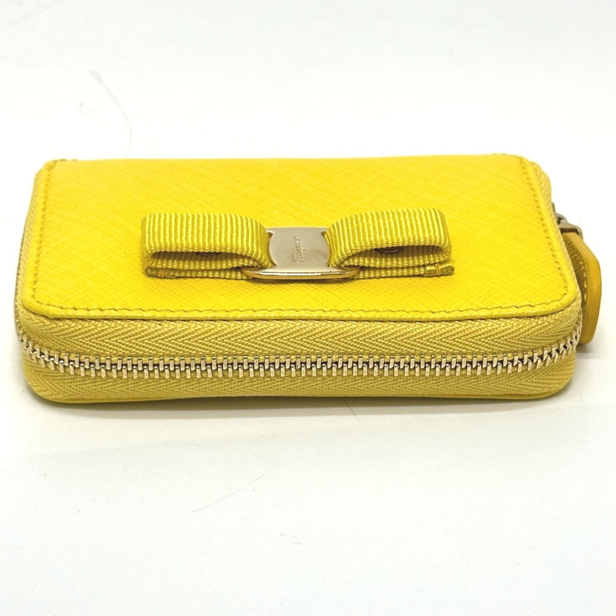 Salvatore Ferragamo Yellow Leather Coin Purse/Coin Case (Pre-Owned)