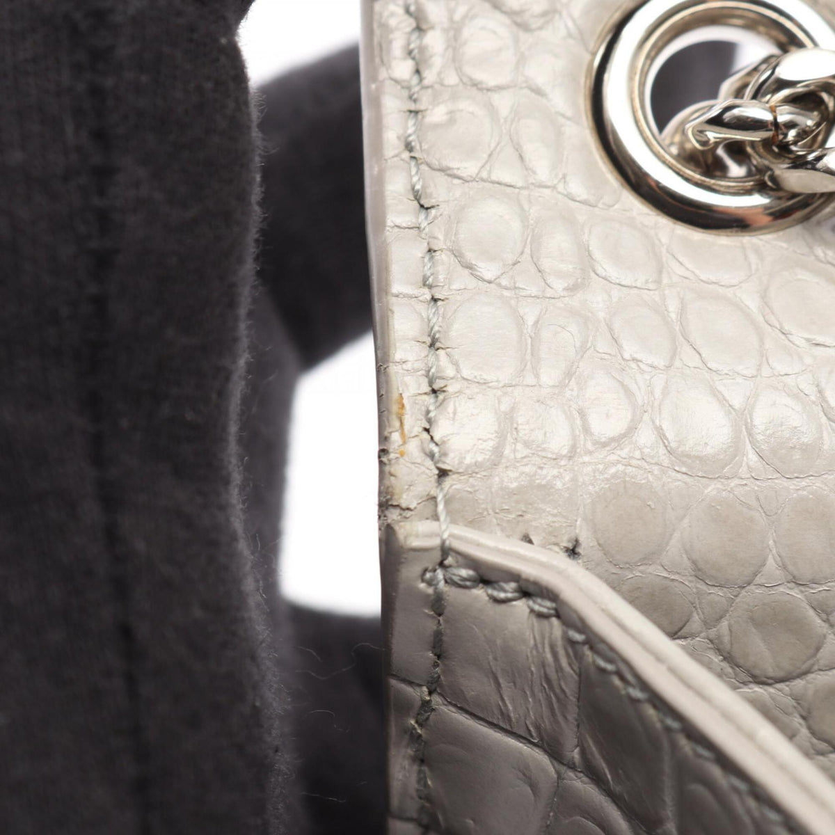 Saint Laurent Gray Leather Handbag Shoulder Bag (Pre-Owned)