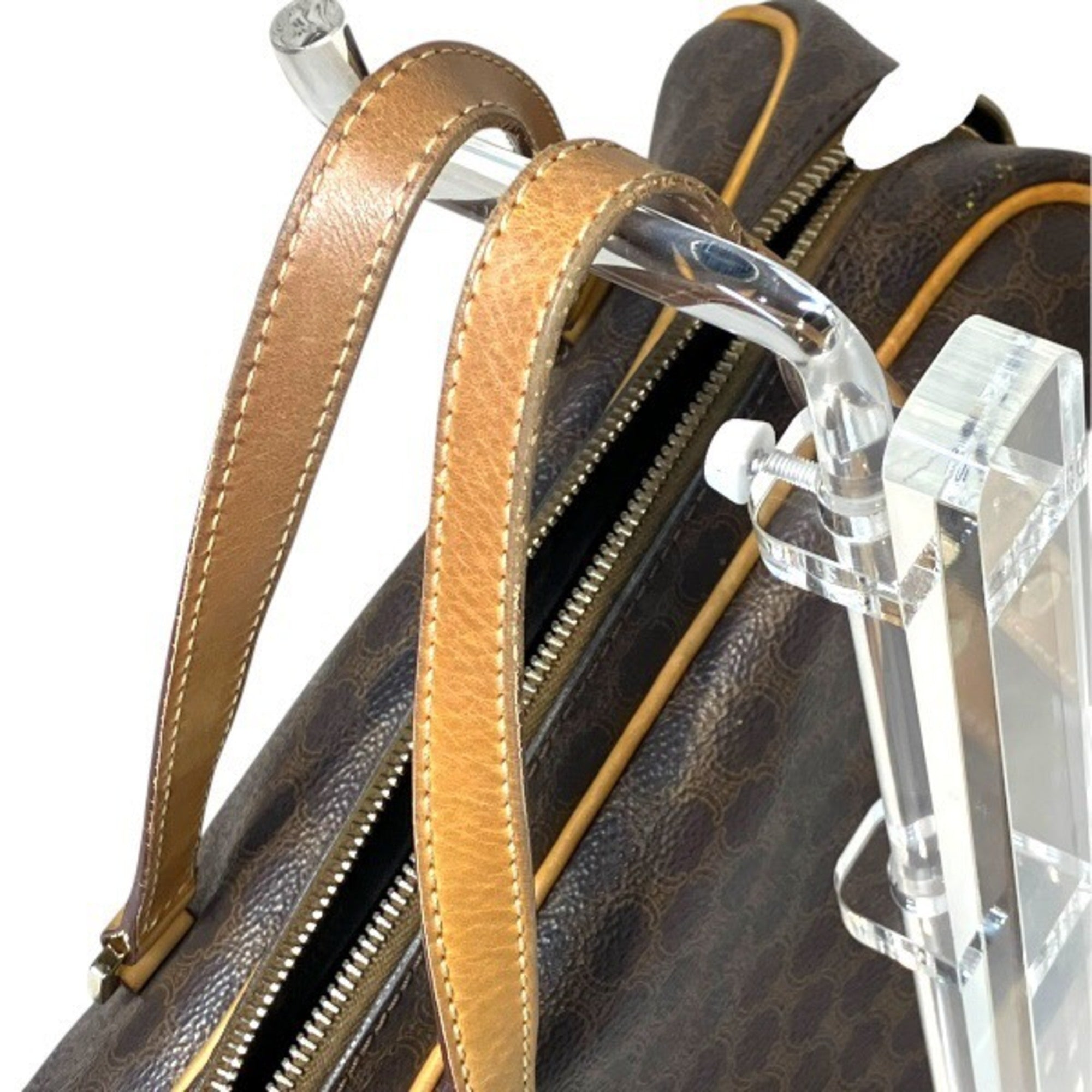 Celine Brown Leather Handbag Shoulder Bag (Pre-Owned)