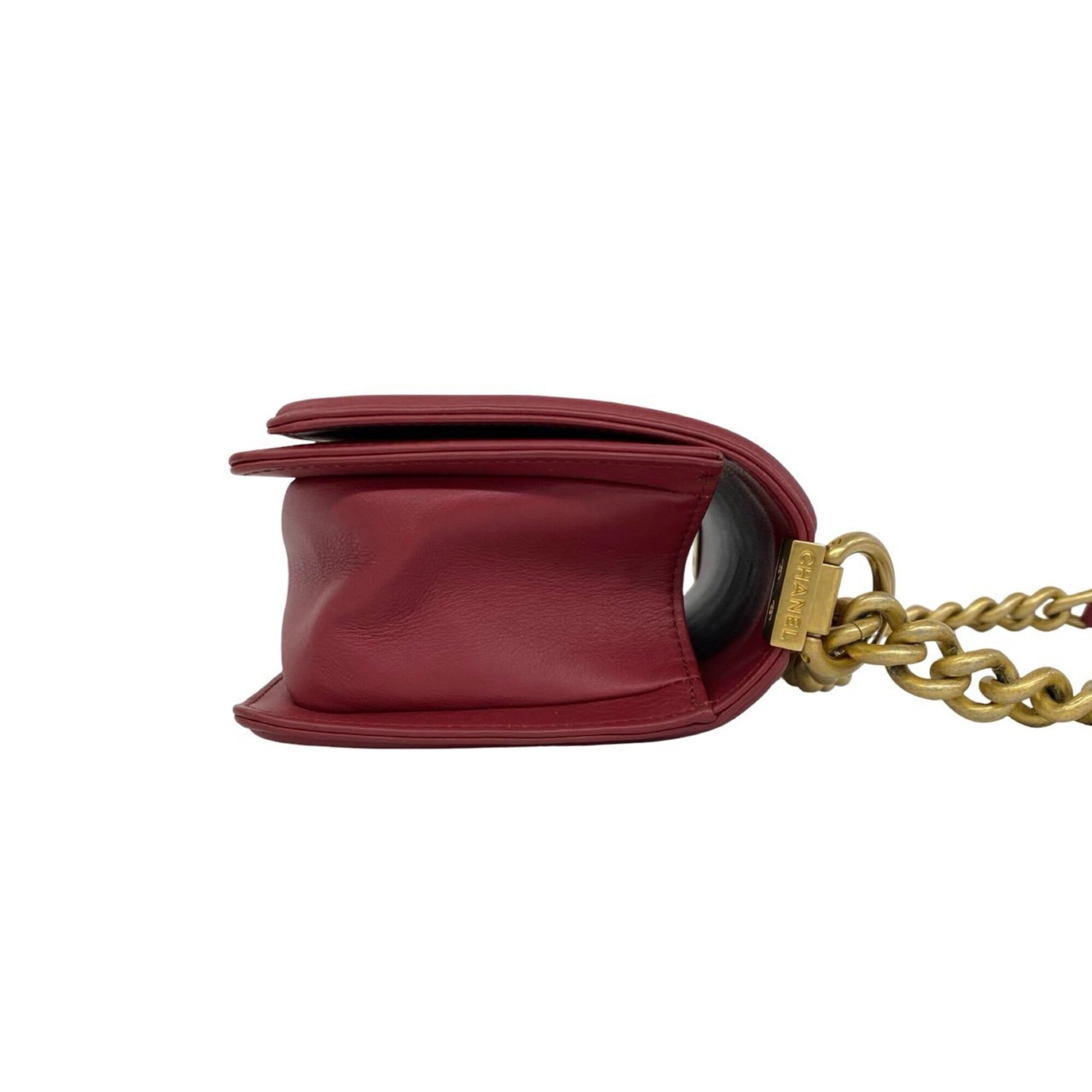 Chanel Red Color Leather Shoulder Bag (Pre-Owned)