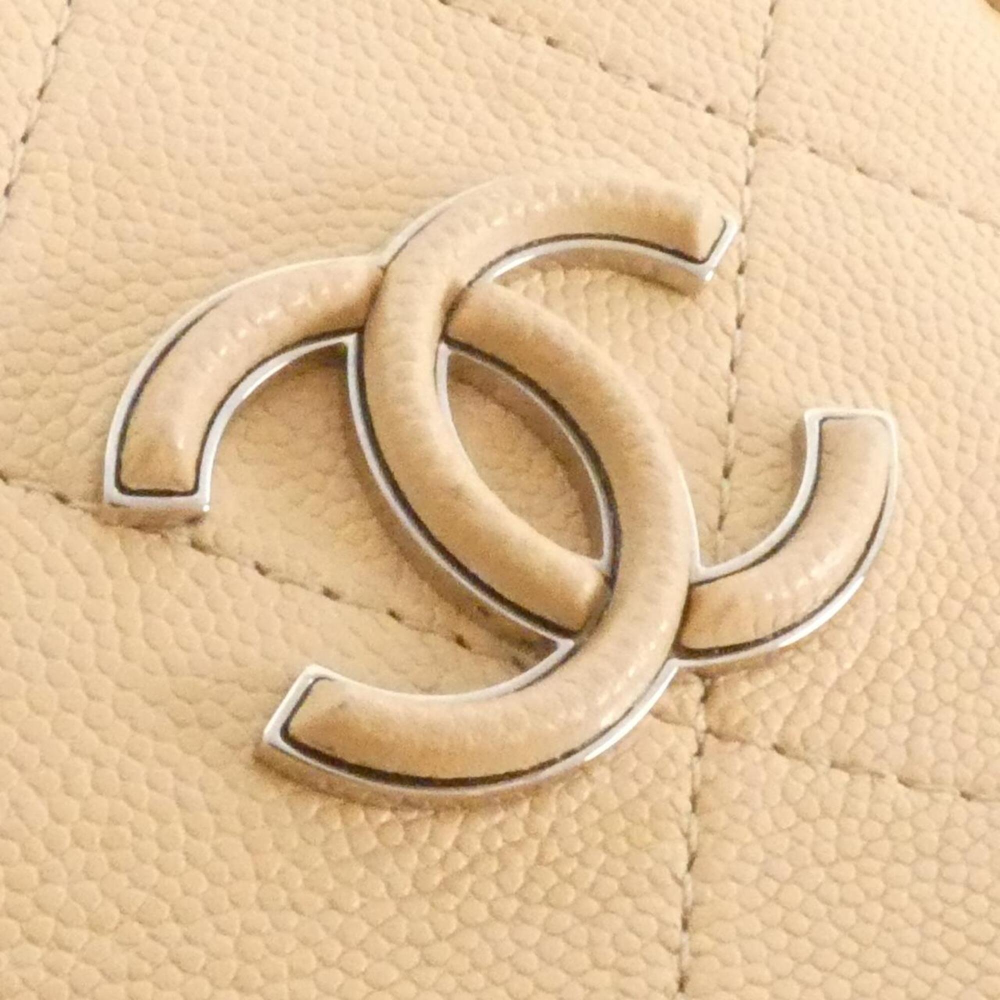 Chanel Beige Grained Calfskin Handbag (Pre-Owned)