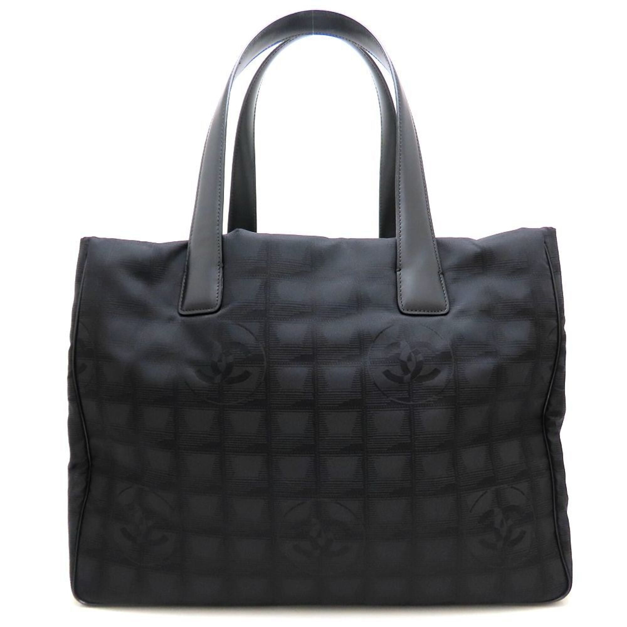 Chanel Black Nylon Leather Tote Bag (Pre-Owned)
