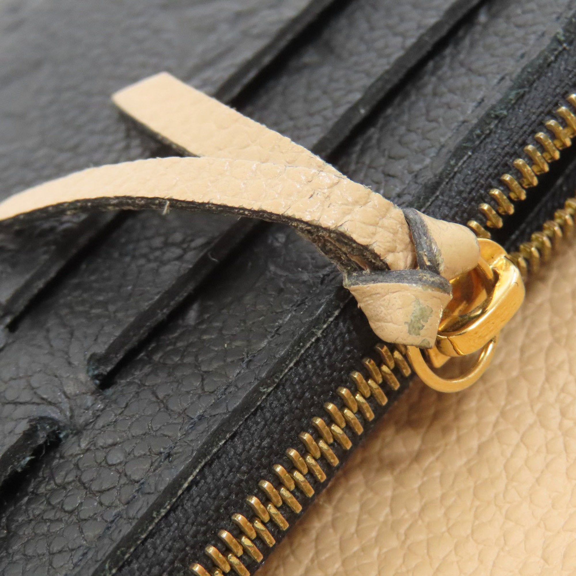 Louis Vuitton Beige Black Monogram Empreinte Long Wallet (Bi-Fold) (Pre-Owned)
