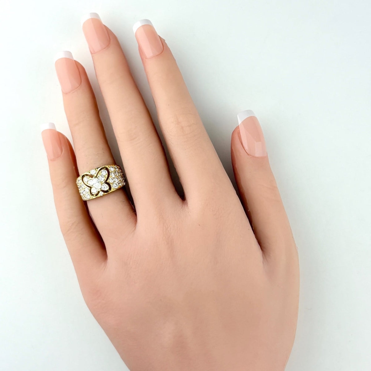 Van Cleef & Arpels Yellow Gold (18K) Band Ring (Pre-Owned)