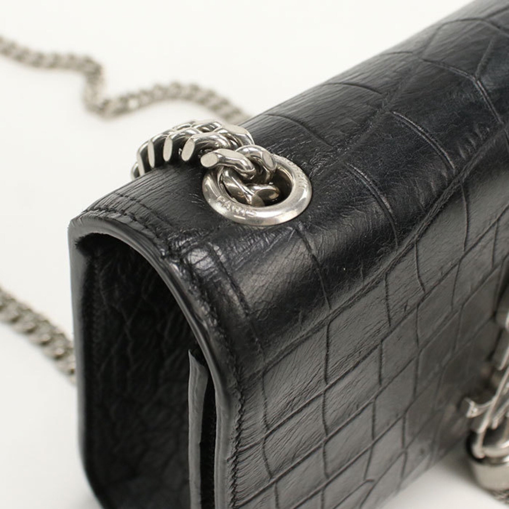 Saint Laurent Black Leather Shoulder Bag (Pre-Owned)