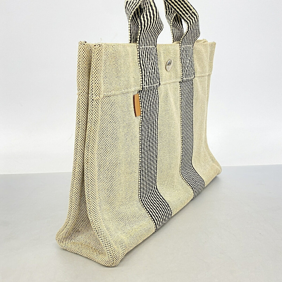 Hermes Black Toile H Tote Bag (Pre-Owned)