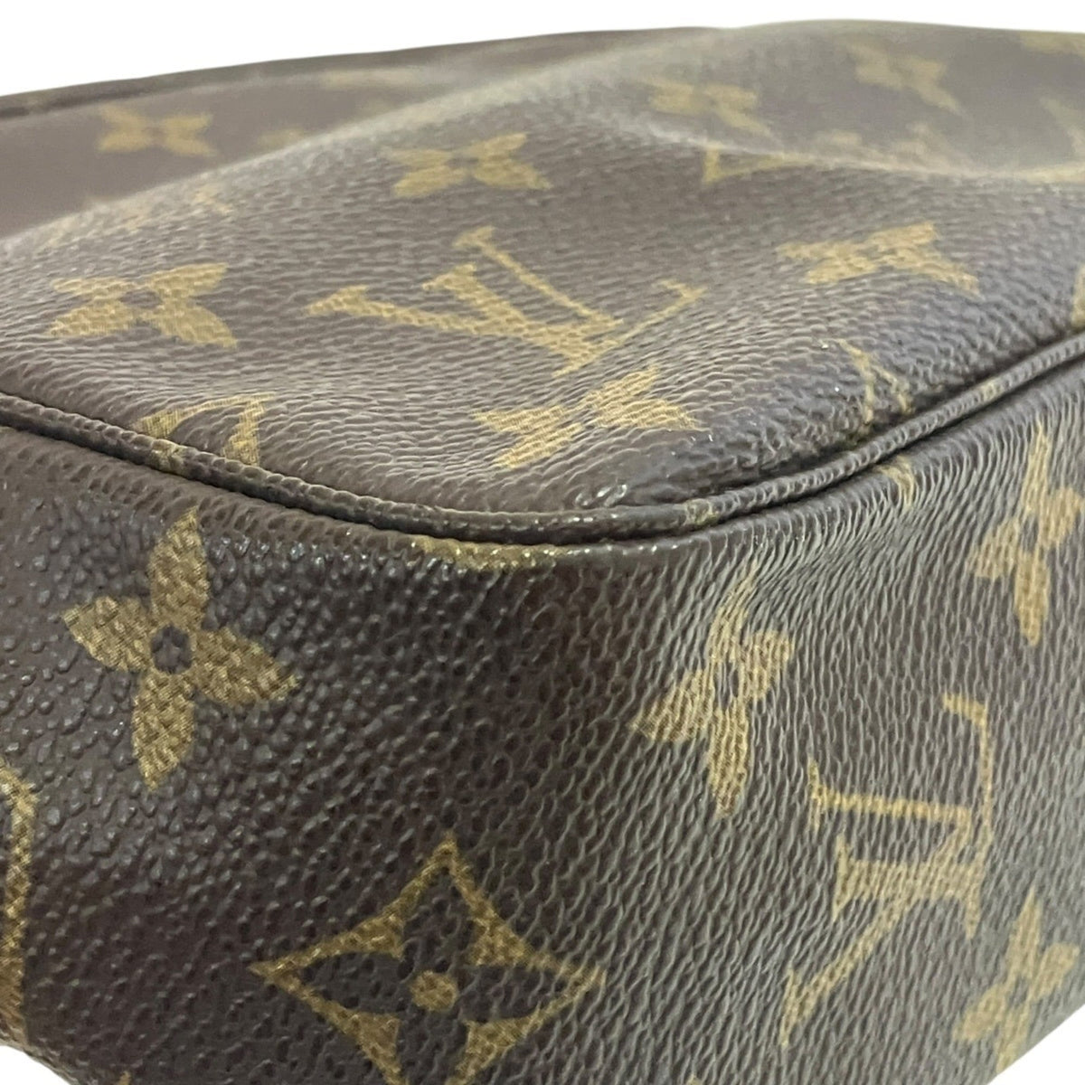 Louis Vuitton Brown Canvas Handbag Pouch (Pre-Owned)