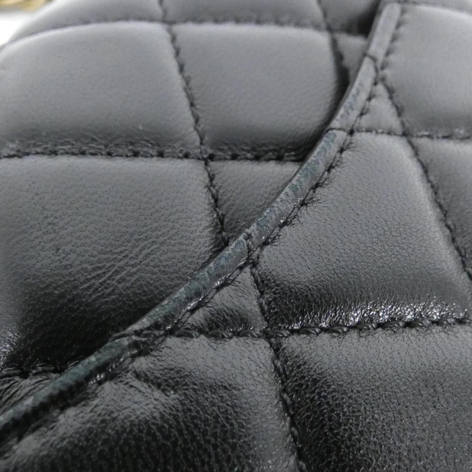 Chanel Black Shoulder Bag (Pre-Owned)