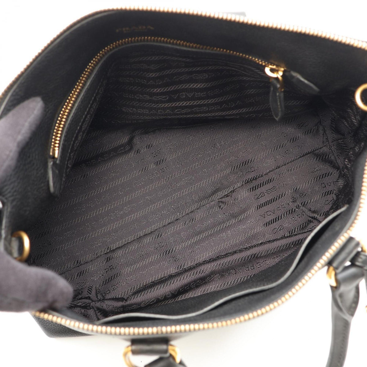 Prada Black Leather Handbag (Pre-Owned)
