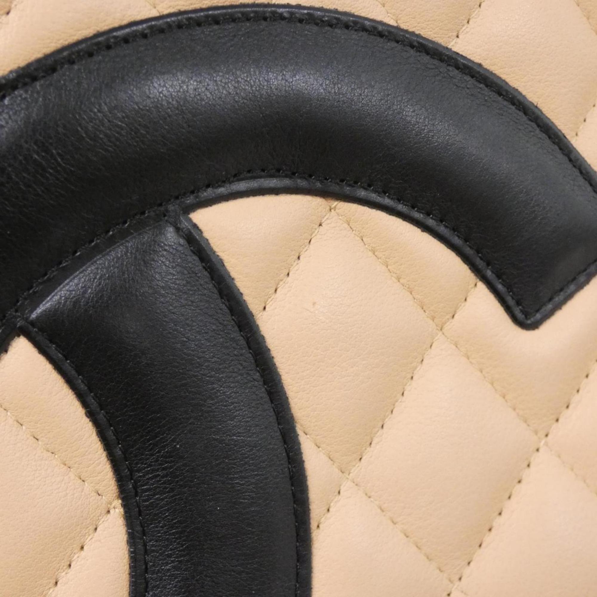 Chanel Beige Black Leather Handbag (Pre-Owned)