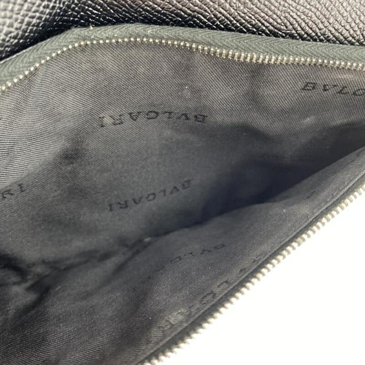 Bvlgari Black Leather Long Wallet (Bi-Fold) (Pre-Owned)