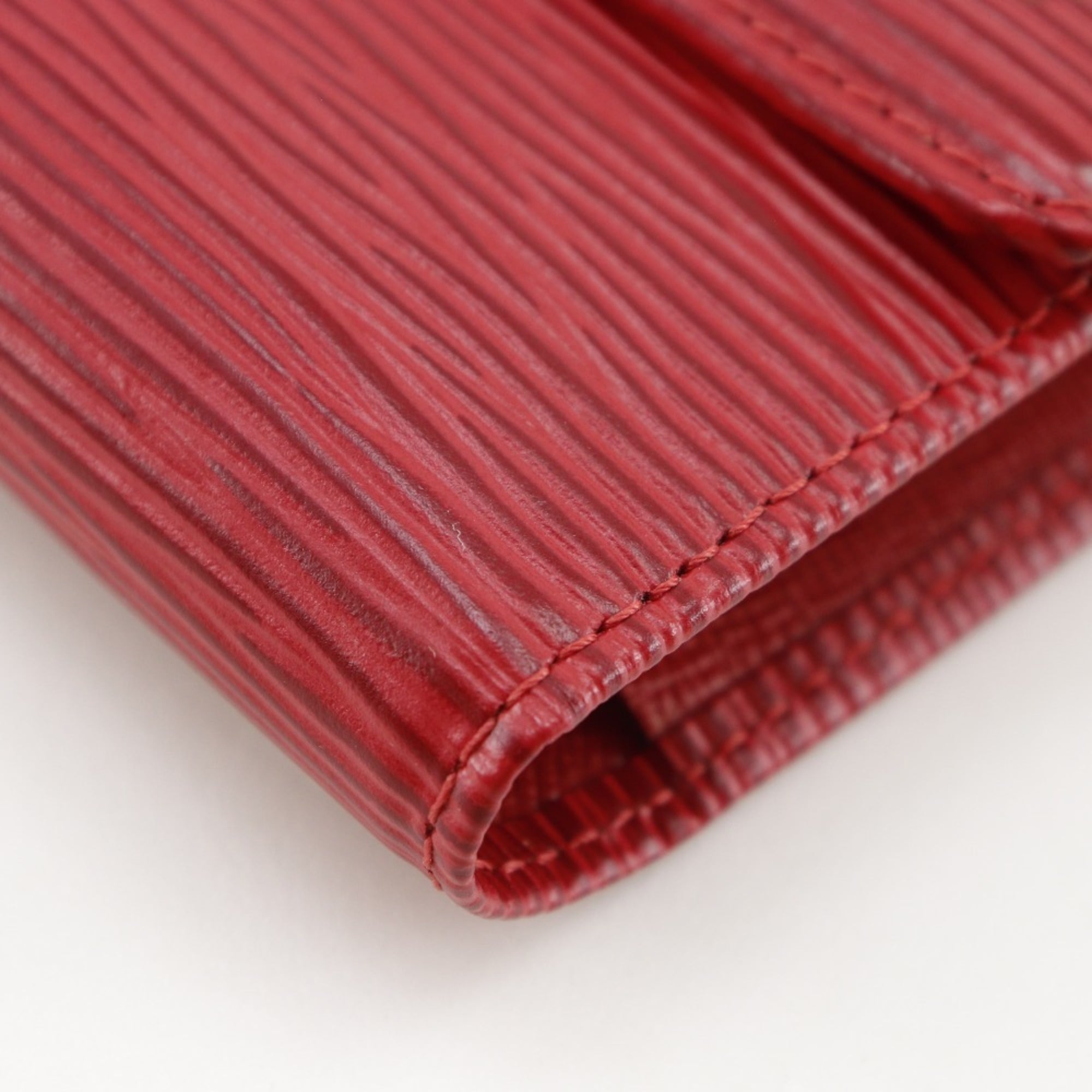 Louis Vuitton Epi Castilian Red Red Color Epi Leather Long Wallet (Bi-Fold) (Pre-Owned)