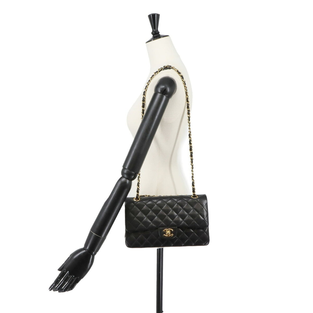 Chanel Black Leather Handbag Shoulder Bag (Pre-Owned)
