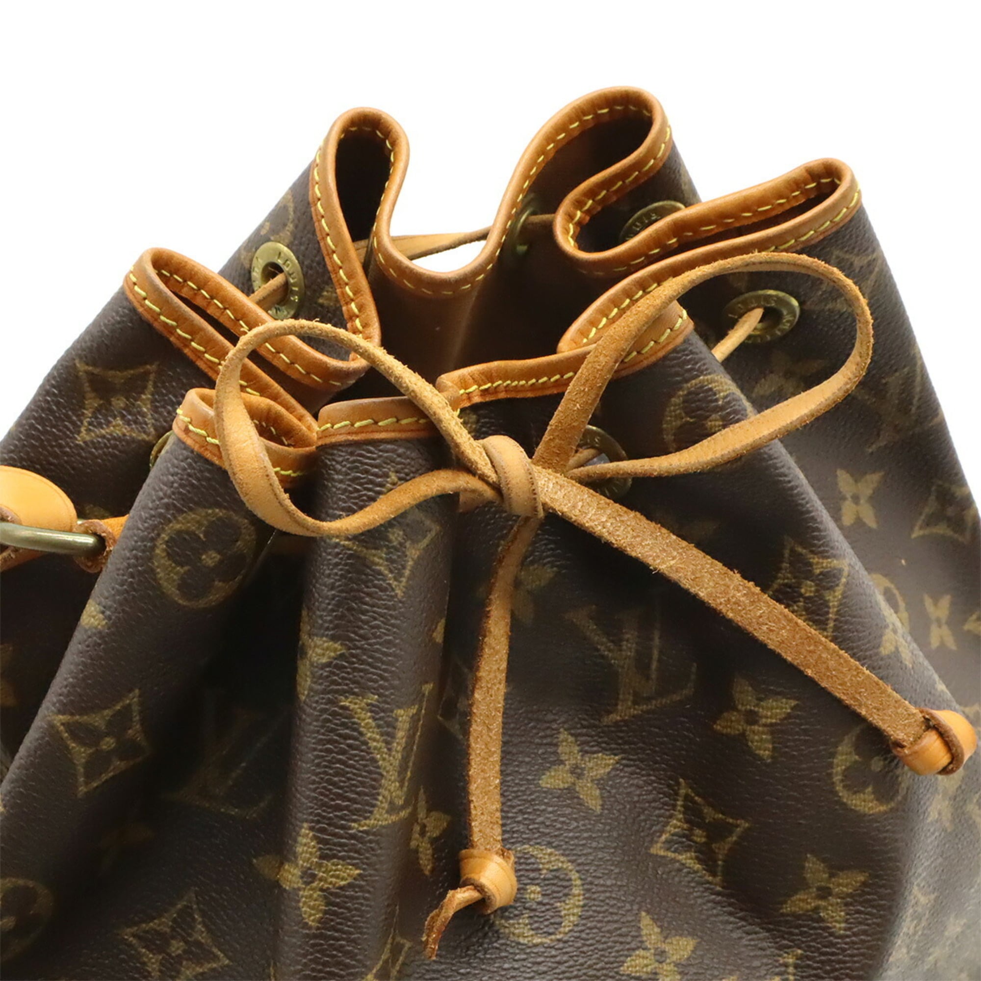 Louis Vuitton Brown Monogram Monogram Shoulder Bag (Pre-Owned)