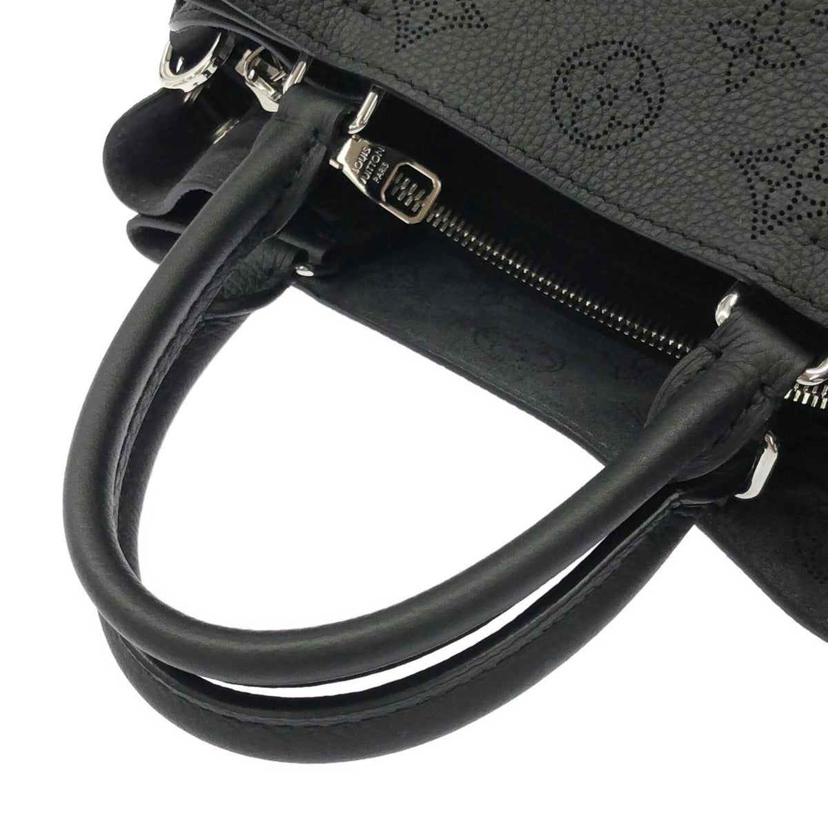 Louis Vuitton Mahina Black Mahina Leather Handbag (Pre-Owned)