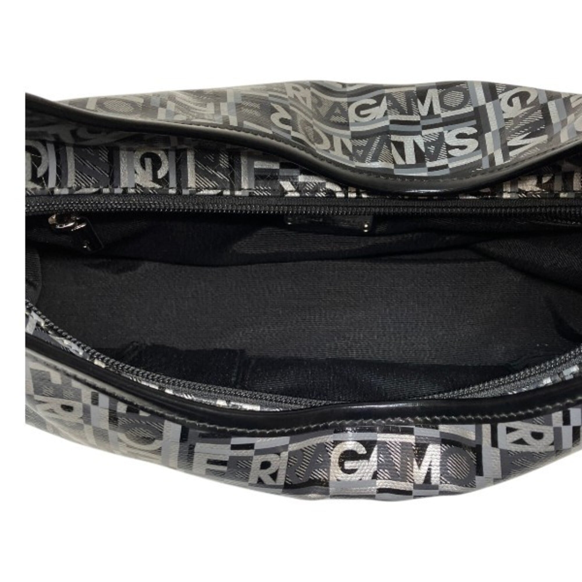 Salvatore Ferragamo Gray Pvc Leather Shoulder Bag (Pre-Owned)