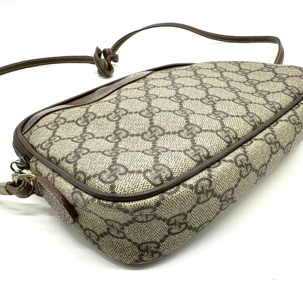 Gucci Brown Gg Supreme Canvas Shoulder Bag (Pre-Owned)