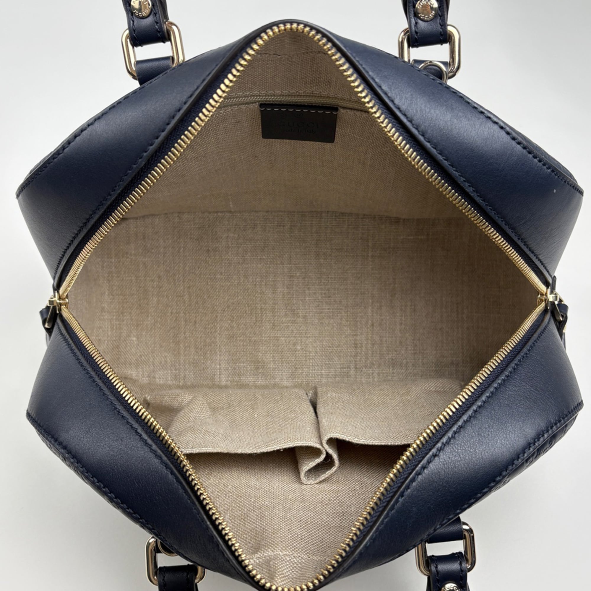 Gucci Navy Leather Handbag (Pre-Owned)