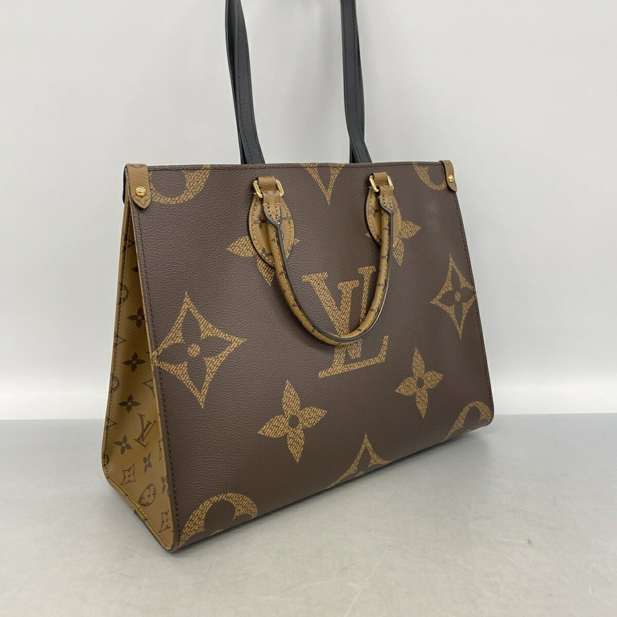 Louis Vuitton Brown Tote Bag (Pre-Owned)