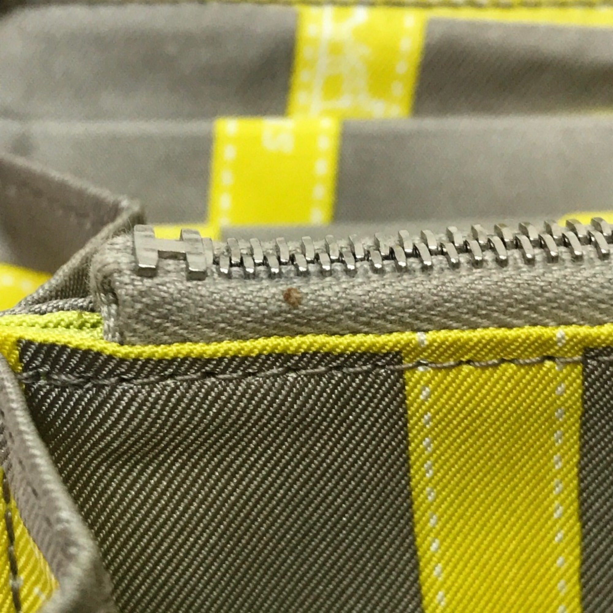 Hermes Silk'in Soufre Yellow Epsom Leather Silk Long Wallet (Bi-Fold) (Pre-Owned)