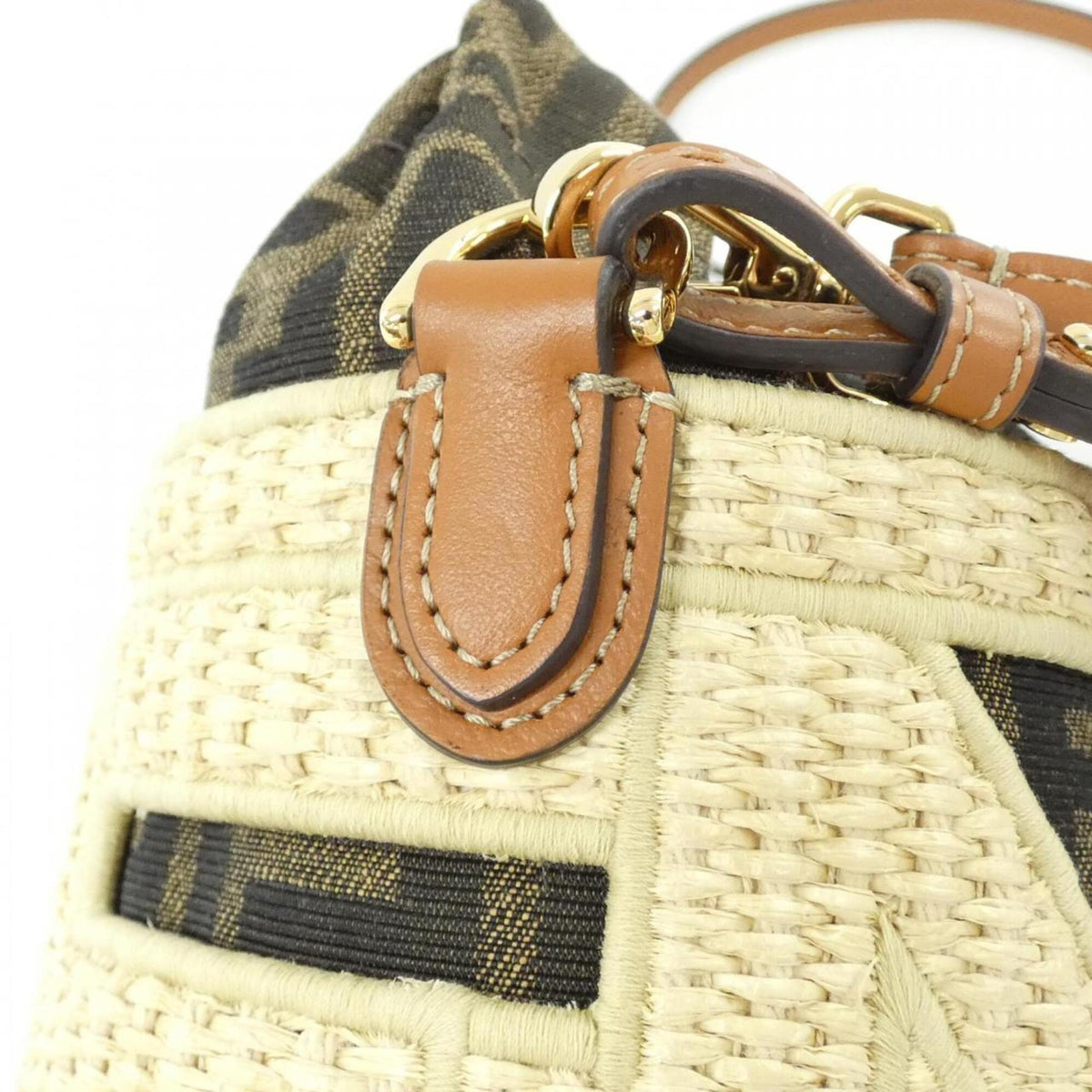 Fendi Brown Canvas Straw Shoulder Bag (Pre-Owned)
