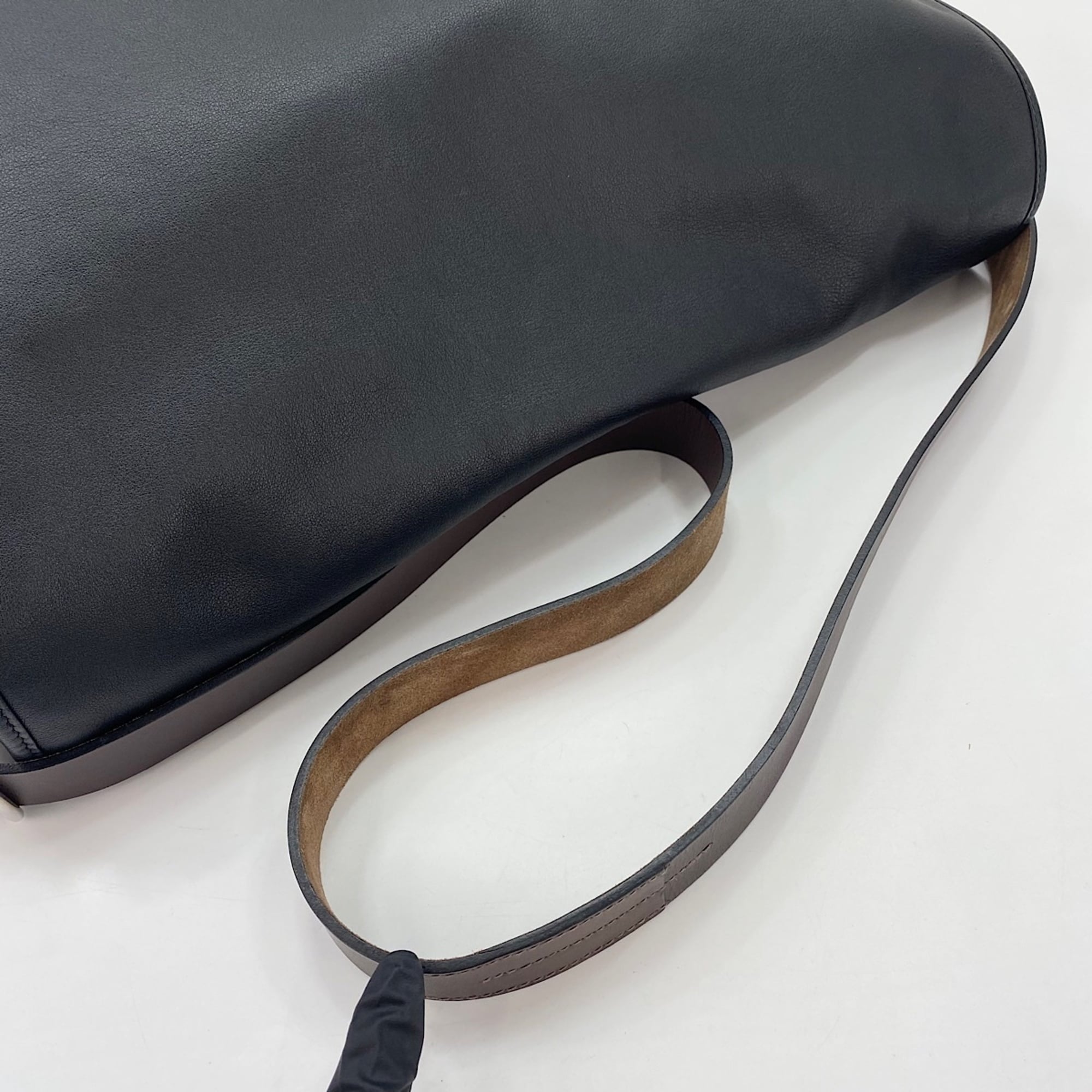 Hermes Black Crossbody Bag Messenger Bag (Pre-Owned)