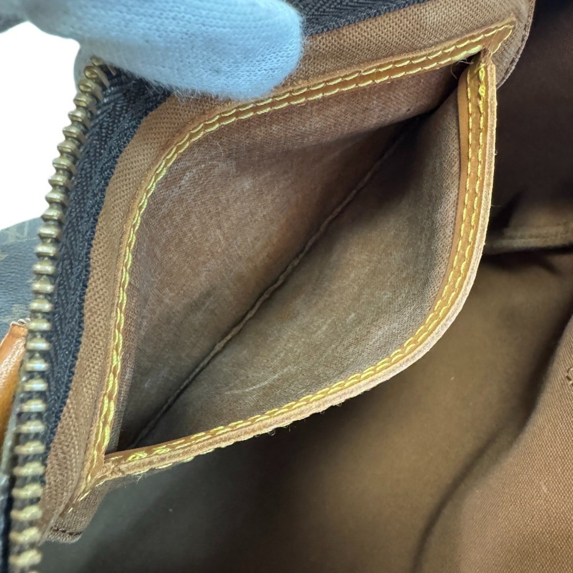 Louis Vuitton Brown Monogram Canvas Boston Bag (Pre-Owned)