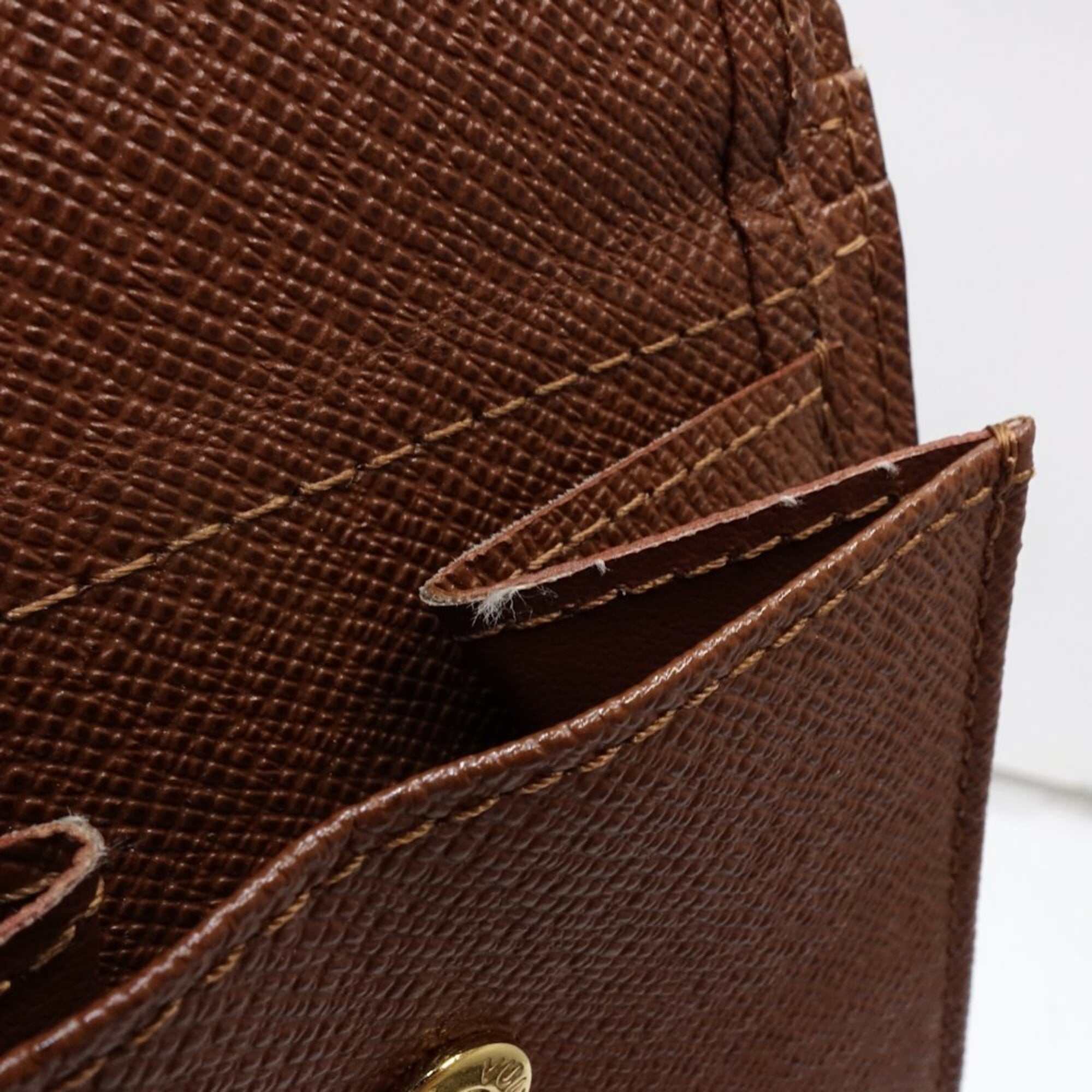 Louis Vuitton Brown Monogram Canvas Wallet (Bi-Fold) (Pre-Owned)