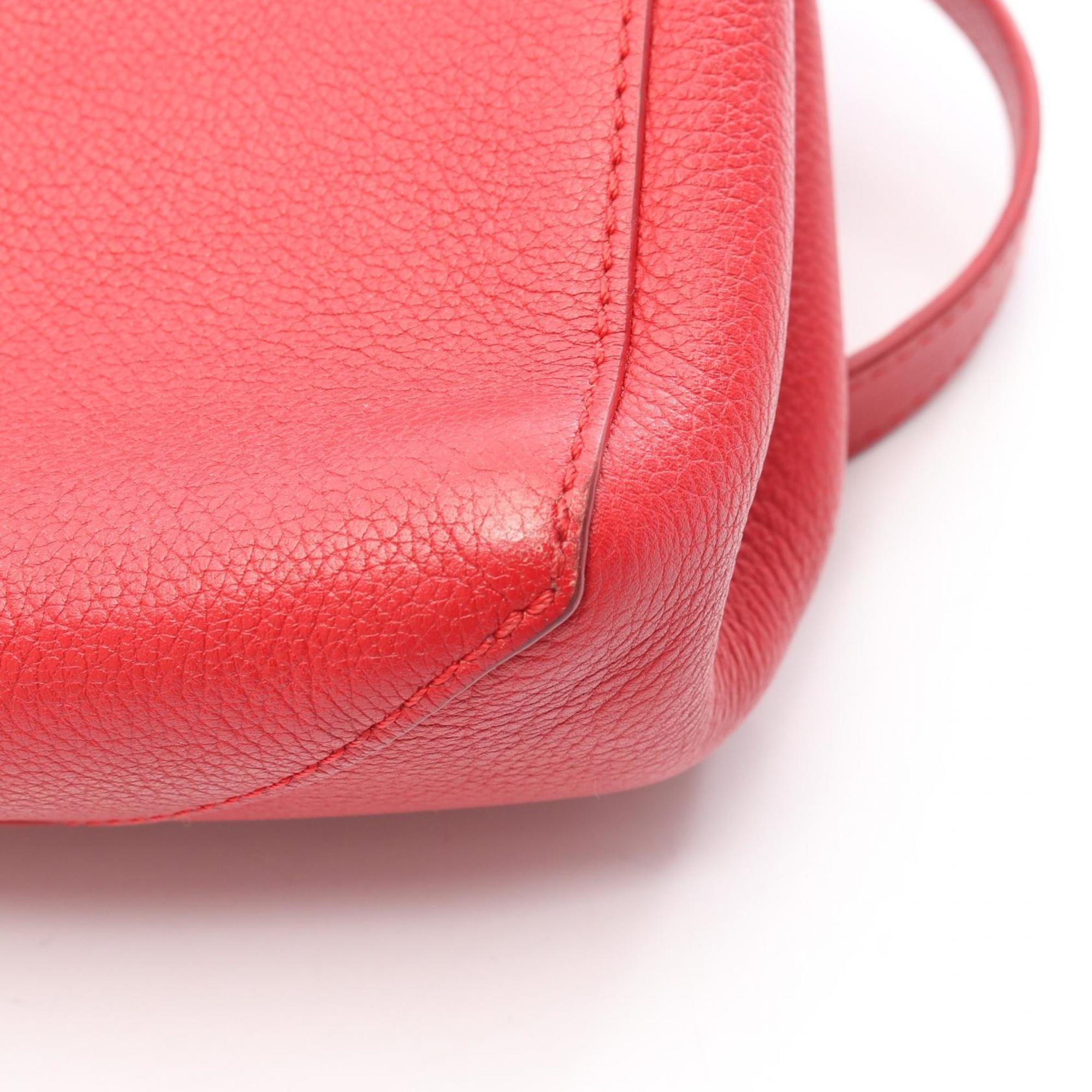 Louis Vuitton Red Color Ruby Leather Handbag (Pre-Owned)