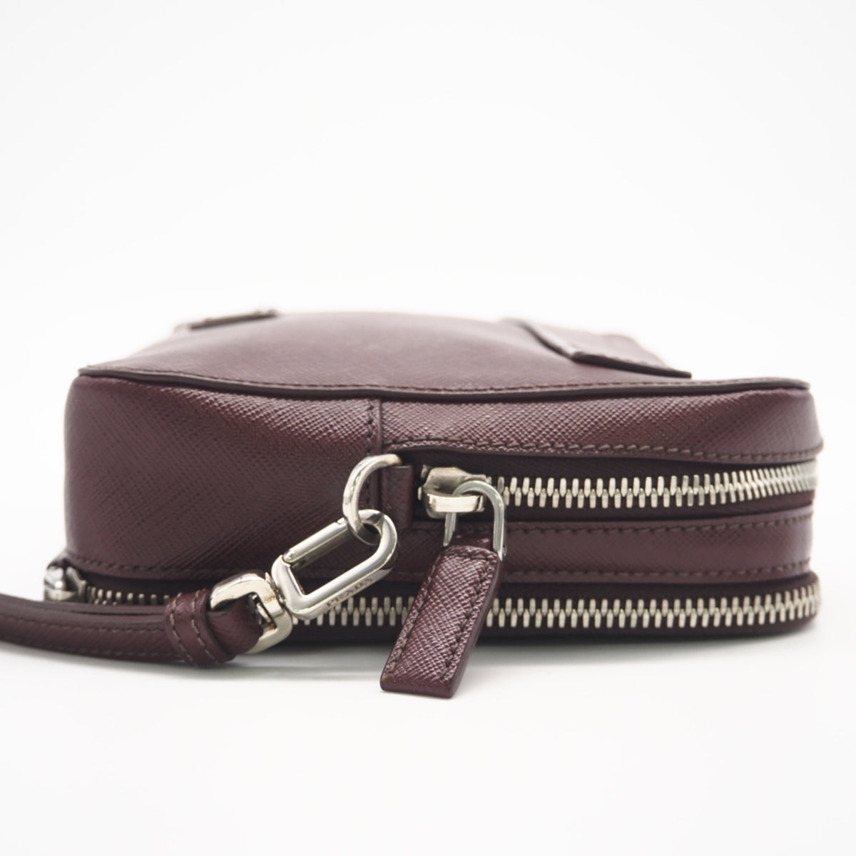 Prada Brown Leather Clutch Bag (Pre-Owned)