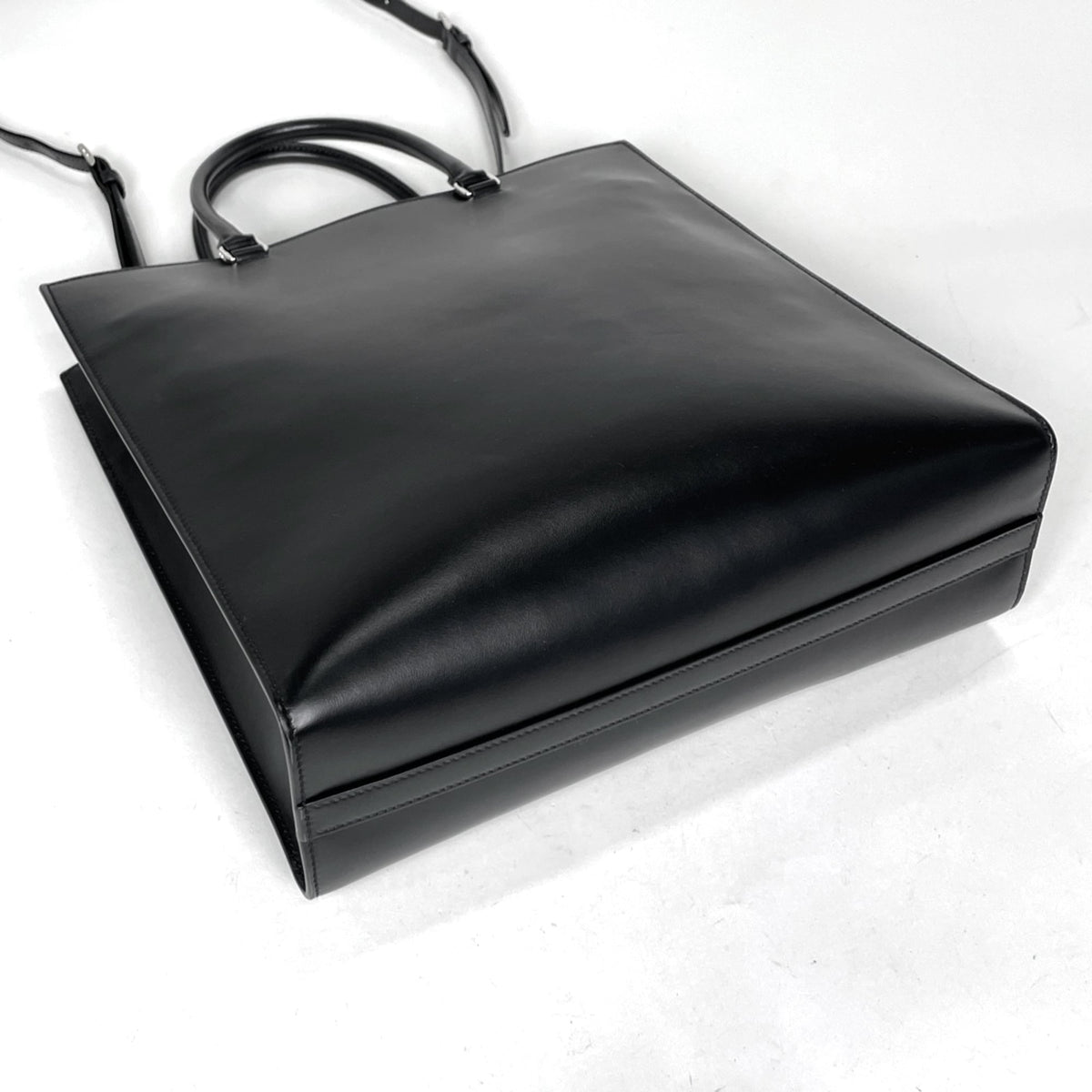 Prada Black Leather Tote Bag (Pre-Owned)