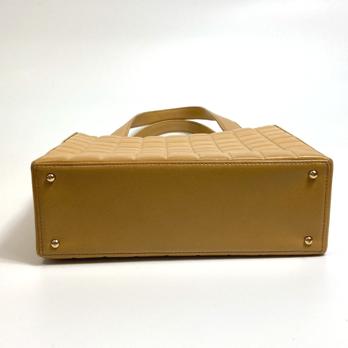 Chanel Beige Leather Tote Bag (Pre-Owned)