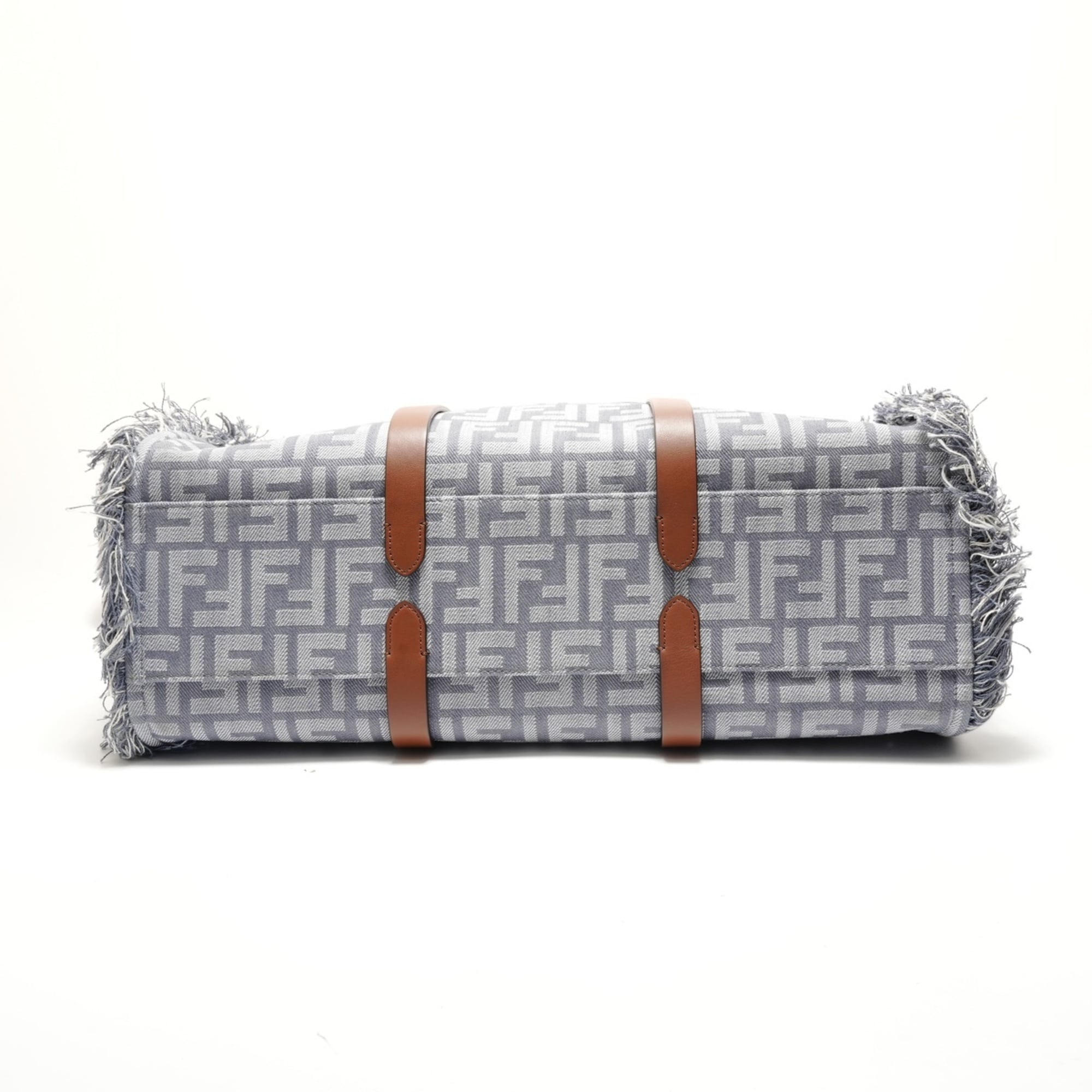 Fendi Gray Denim Tote Bag (Pre-Owned)